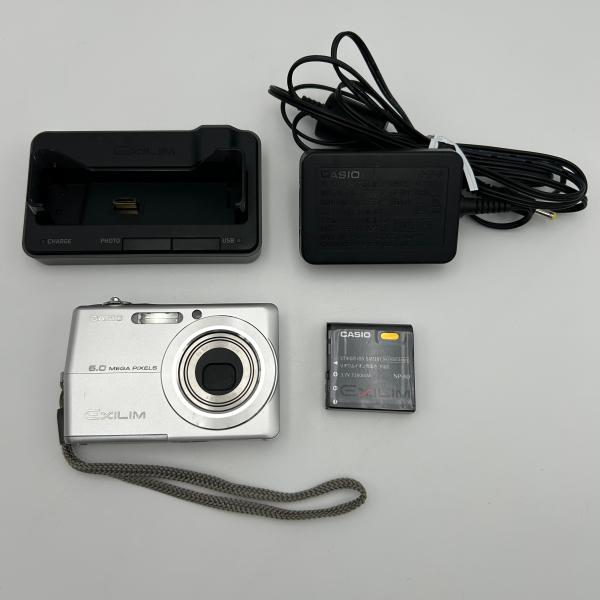 パナソニック LUMIX DMC-F1 バッテリー 充電器 デジカメ 動作×　