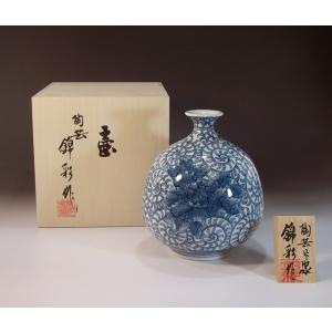 有田焼 染付山水画飾り壺｜陶芸作家 藤井錦彩 作 : 有田焼 藤井錦彩窯
