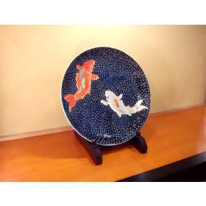 鉄釉金彩鯉絵飾り大皿|有田焼 陶芸作家 藤井錦彩作の詳細画像3
