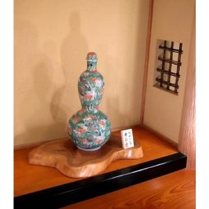 有田焼 染錦金彩青海波菖蒲鴛鴦絵飾り壺|陶芸作...の詳細画像3