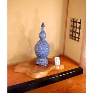 有田焼 染付蛸唐草文様飾り壺|陶芸作家 藤井錦彩 作の詳細画像3