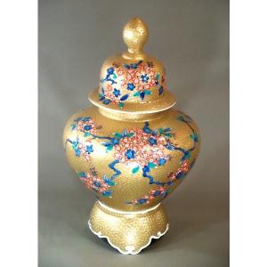有田焼 染錦黄金桜絵飾り沈香壺|陶芸作家 藤井...の詳細画像1