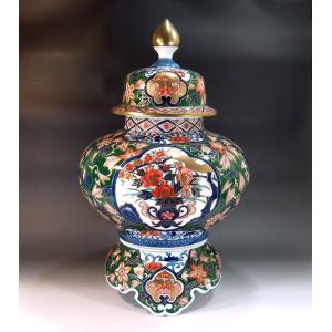 金襴手景図飾り沈香壺｜有田焼 陶芸作家 藤井錦彩作 : 有田焼