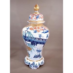 古伊万里様式金欄手花篭図飾り六角壺｜有田焼 陶芸作家 藤井錦彩作