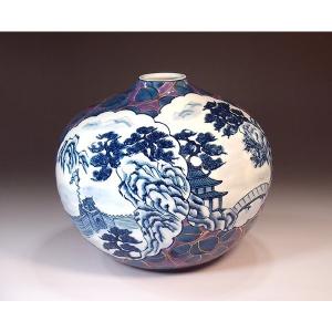 有田焼 染付山水画飾り壺｜陶芸作家 藤井錦彩 作 : 有田焼 藤井錦彩窯