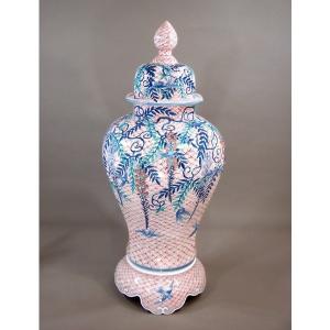 有田焼　染錦青海波文様藤燕絵飾り沈香壺｜陶芸作家　藤井錦彩 作
