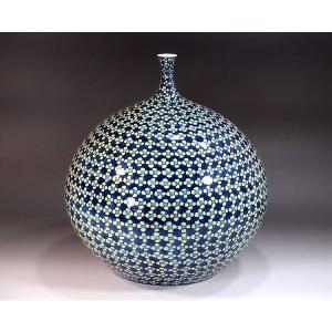 古染付蛸唐草割鹿景図花瓶｜有田焼 陶芸作家 藤井錦彩作 : 有田焼 藤井