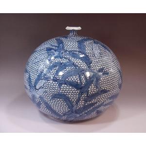 古染付蛸唐草割鹿景図花瓶｜有田焼 陶芸作家 藤井錦彩作 : 有田焼 藤井