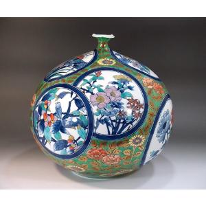 古染付蛸唐草割鹿景図花瓶｜有田焼 陶芸作家 藤井錦彩作 : 有田焼 藤井