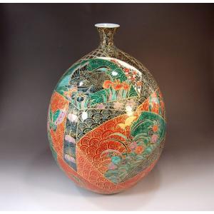 M*n様 有田焼 / 藤井錦彩作 / 色鍋島様式小花文様花 / 花瓶 / 伝統工 色鍋島様式桜絵花瓶｜有田焼 陶芸作家 藤井錦彩作 : 有田焼 藤井錦彩窯