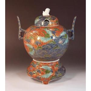 染付金彩唐草牡丹絵香炉｜有田焼 陶芸作家 藤井錦彩作 : 有田焼 藤井錦