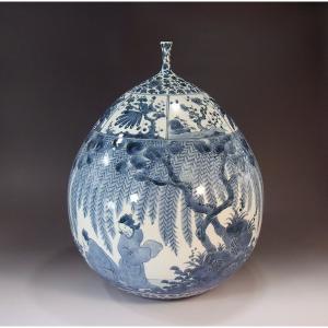 有田焼 古染付唐草割景図花瓶|陶芸作家 藤井錦彩 作の商品画像