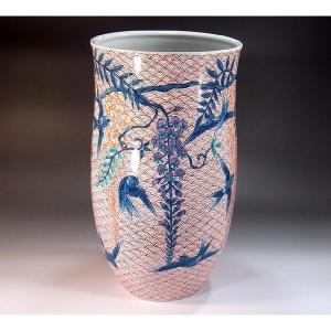 有田焼 色鍋島様式青海波藤燕絵花瓶|陶芸作家 ...の詳細画像1