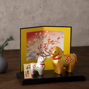 九谷焼 干支置物 赤金彩 2.7号 敷物・立札付 ( 退職祝い 定年 午 馬