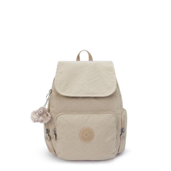 キプリング 公式 リュック バックパック CITY ZIP S(Sign Beige Emb) シテ...