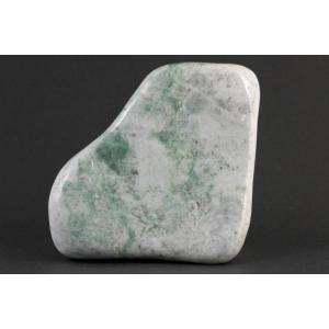 糸魚川産 黒翡翠 原石 磨き 285g : 天然石通販キラリ石 Yahoo!店