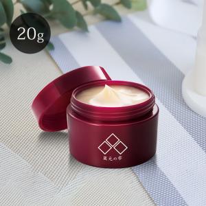 口元のシワをピーンッと引っ張る美容液！リップラインストレッチ