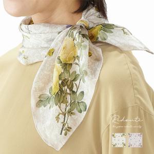 GUCCI グッチ ネックスカーフ シルク フラワー 長さ84cm レディース GUCCI グッチ レディース フラワーシルク スカーフ白地に縁取り