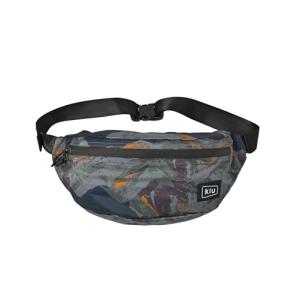 KiU キウ ウォータープルーフボディバッグ WATERPROOF BODY BAG wpc 大容量 撥水 多収納 収納多い 止水ファスナー ウ｜ルミナスエイト ヤフー店