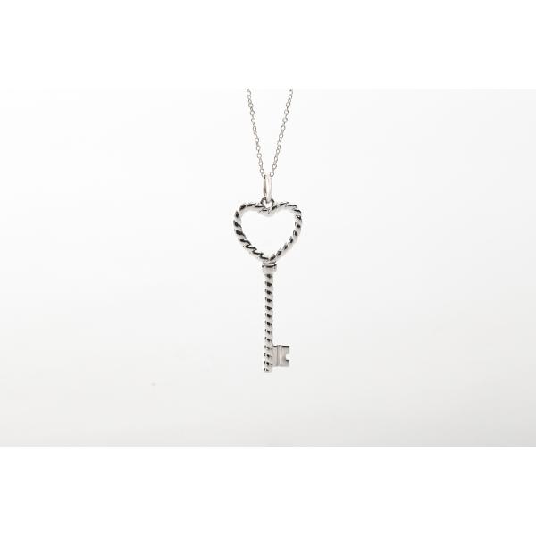 ペンダント  　レディース　プレゼント　ＴＩＦＦＡＮＹ＆ＣＯ. (ティファニー)　ツイスト ハート ...