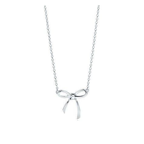 ペンダント  　レディース　プレゼント　ＴＩＦＦＡＮＹ＆ＣＯ. (ティファニー) リボンペンダント(...