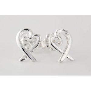 ピアス  　レディース　プレゼント　ティファニー プレゼントＴＩＦＦＡＮＹ＆ＣＯ. (ティファニー)　ラヴィングハートピアス(S)　並行輸入品｜kishiwakithe-net