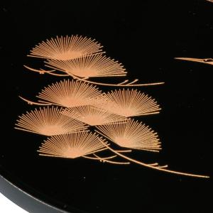 お盆 トレー 丸盆 黒 松葉鶴 30cmの詳細画像1