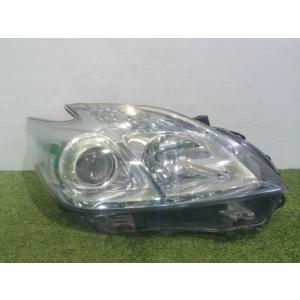 プリウス DAA-ZVW30 右 ヘッドランプ ヘッドライトASSY 8T5 81130-47231