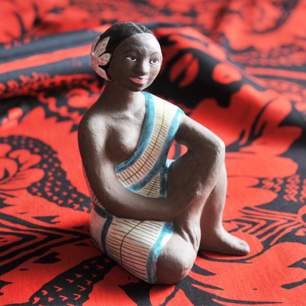 ゲフレ ウプサラ エクビー フィギュア マリ・シムルソン 座る女性 ビンテージ vintage ヴィ...