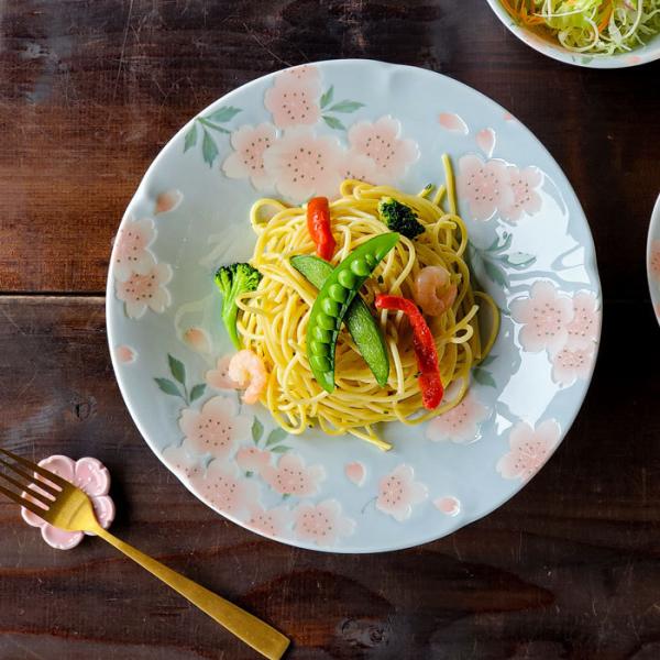 食器 皿 深皿 さくら空色 22.3cm 美濃焼 おしゃれ 7寸皿 パスタ皿 カレー皿 サラダボウル...