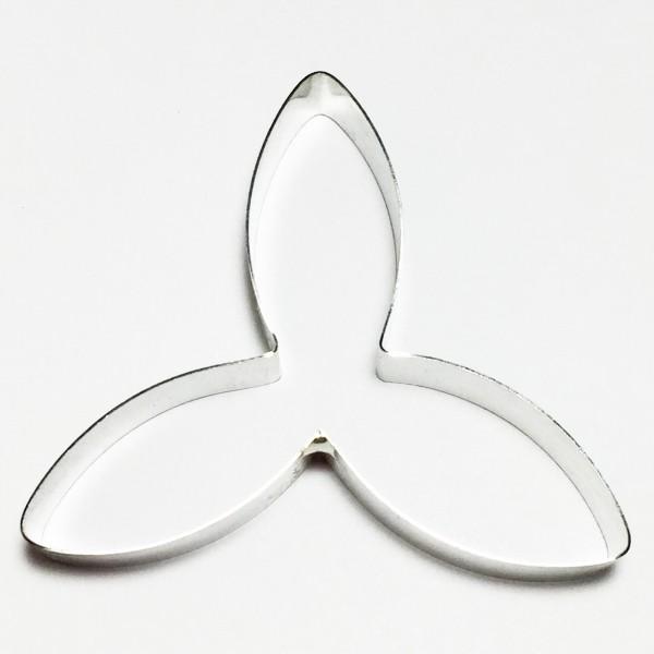 抜き型 クイックアイリスの花びら 72mm [F370]　　シュガークラフト