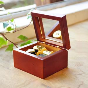 オルゴール  プレゼント  木製品  置物を置く 木製 アンティークオルゴール 蓄音機 かわいい 癒しグッズ インテリア