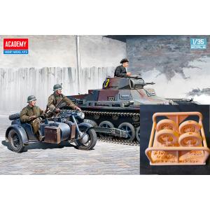 送料無料◇ライフィールドモデル 1/35 IV号戦車 F2/G型 w/連結組立可動