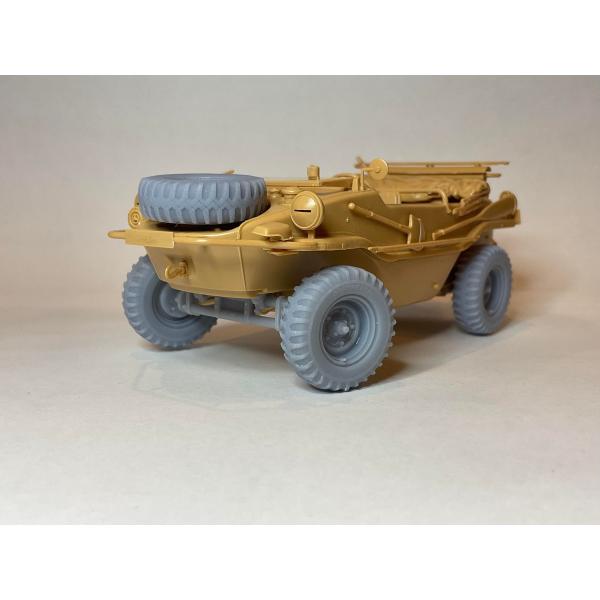 1/35スケール　ドイツPkw.K2s　シュビムワーゲン166型　前輪ステアリング・ワイドタイヤセッ...
