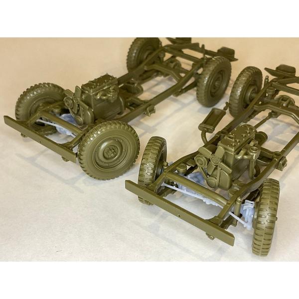 1/35スケール アメリカ陸軍1/4トン 4x4トラック前輪ステアリング　セット（レジン製パーツ）＊...