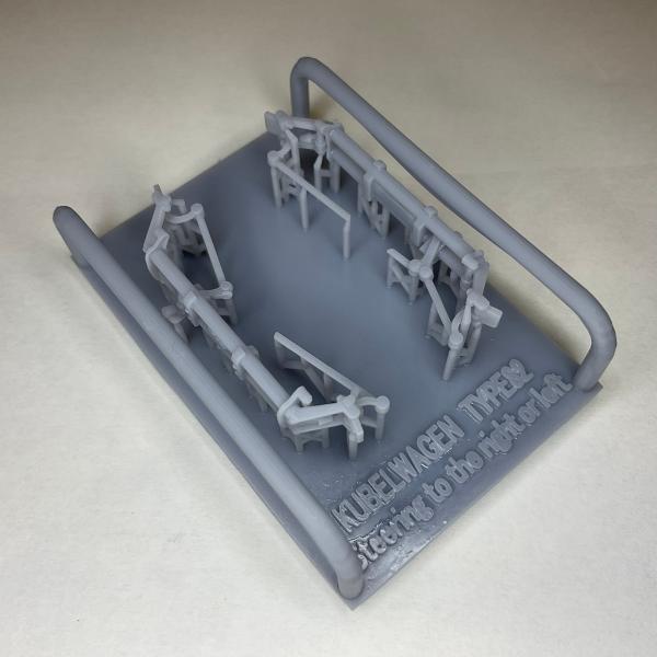 1/35スケール　ドイツPkw.K1キューベルワーゲン82型前輪ステアリング　セット（レジン製パーツ...