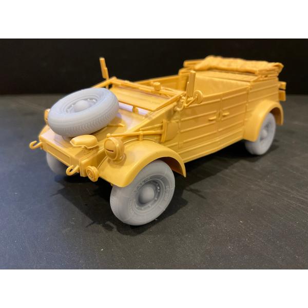 1/35スケール 　ドイツ　Pkw.K１キューベルワーゲン　バルーンタイヤセット（自重変形）マスキン...