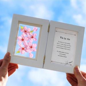 結婚祝い プレゼント 花 桜 フローティング フォトフレーム さくら 写真立て プリザーブド フラワー ギフト 誕生日 女性 母 60代 70代｜kizamu
