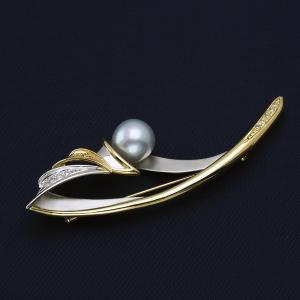 プラチナ900 アコヤ本真珠 デザインブローチ 0.75ct天然ダイヤモンド