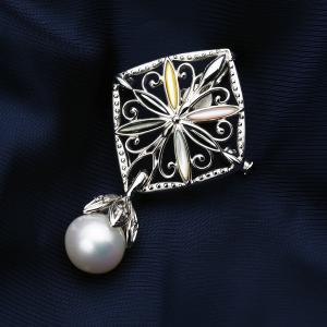 K18 アコヤ本真珠 ブローチ 天然ダイヤモンド付き あこやパール 18金