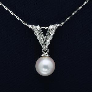 プラチナ900 南洋真珠 スパイラル ペンダントトップ 11.4mm/シルバー系