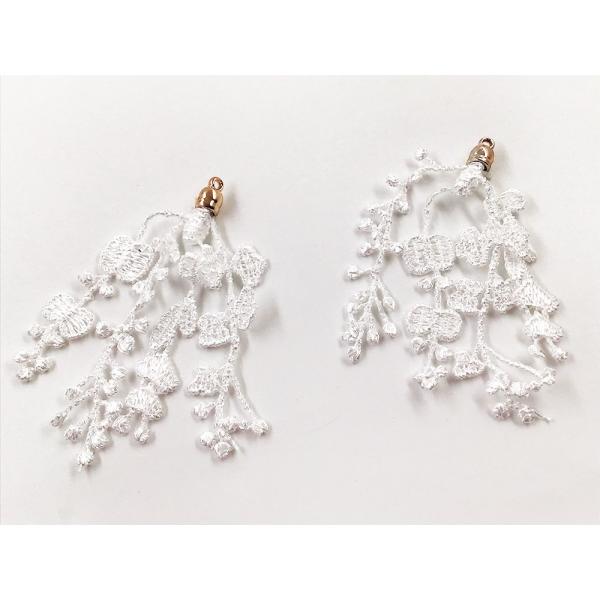 チャーム フラワー タッセル ロングタッセル ホワイト 全長約7〜80mm前後 10個 タッセルパー...