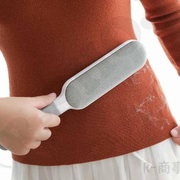 2点セット ホコリ取りブラシ 洋服ブラシ 寝具 ペットの毛 ふとん掃除 ブラシ 衣類 ソファーのほこ...