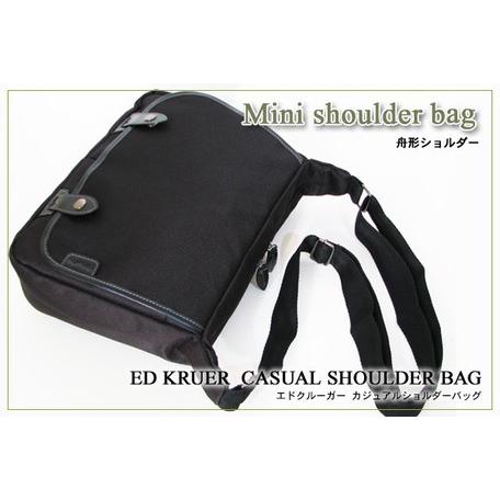 【Ed Kruger】カジュアルショルダーバッグ　舟型