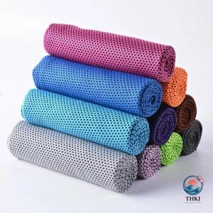 冷たいタオル 冷感タオル 人気 濡らす 振ると冷える ひんやりクールタオル 瞬間冷却 涼しいタオル そっかん 涼感 速乾 れいかんたおる アイスタオル