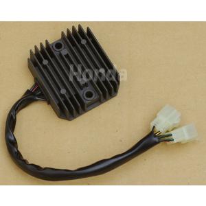 CB１３００　SC40の　ジェネレータカバー等 ホンダ CB1300SF エンジンカバー MAZ 純正 中古 バイク 部品