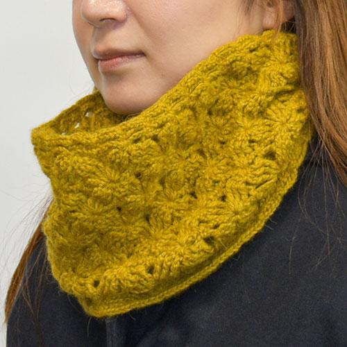 【インディシタDK使用】内藤商事　編み物キット　ハナミズキのスヌード　KT-3