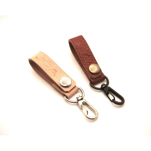 皮ストラップ　キーホルダー　革ストラップ　カバンストラップ　つけやすいホック付き