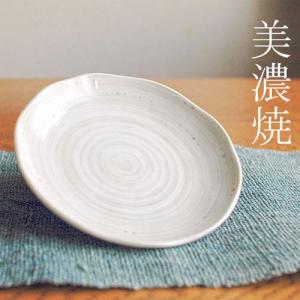 和皿 粉引水玉 17cm 和皿｜kobayashi-tougei