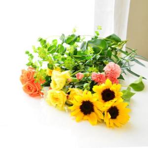 誕生日 花 花束 切花 生花 自宅 おうち時間...の詳細画像2